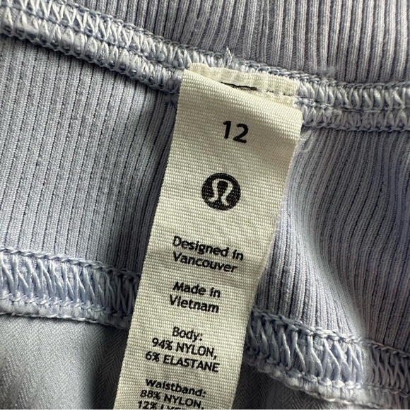 Lululemon Dance Studio Jogger, Light Lavender Periwinkle, size 12 - Picture 2 of 4